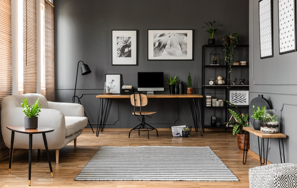 3 idées pour une déco en bois dans un bureau scandinave