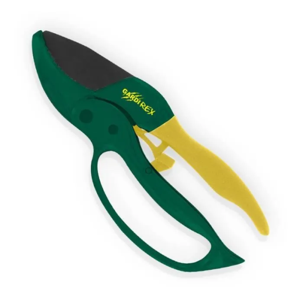 sécateur jardin